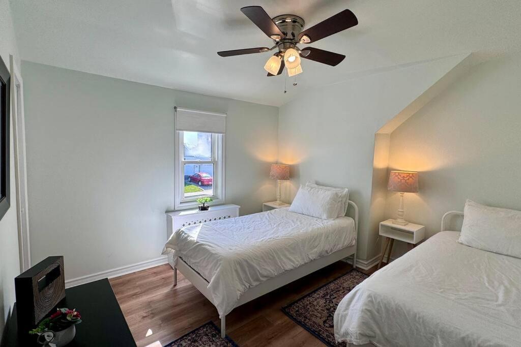 Near The Falls Two Bedroom - 5 Min Walk To Clifton Apartment *