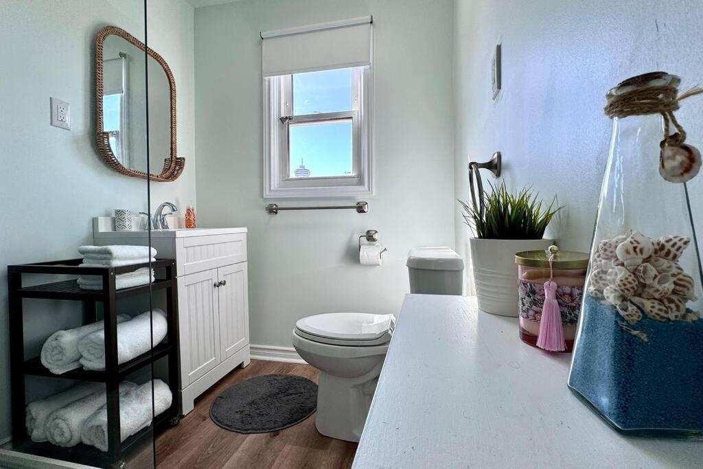 Near The Falls Two Bedroom - 5 Min Walk To Clifton * Niagara Falls
